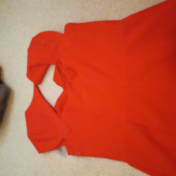 Dress - Picture 2 of 2